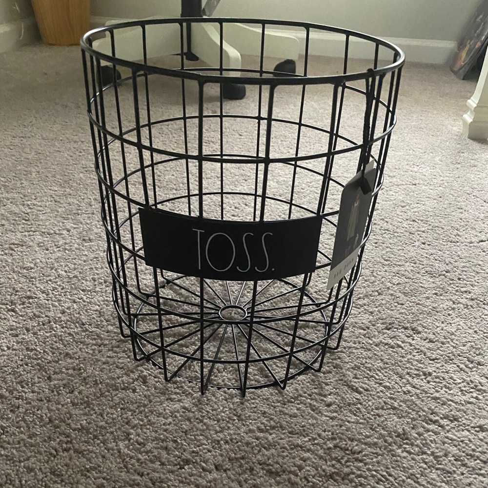 Rae Dunn waste basket